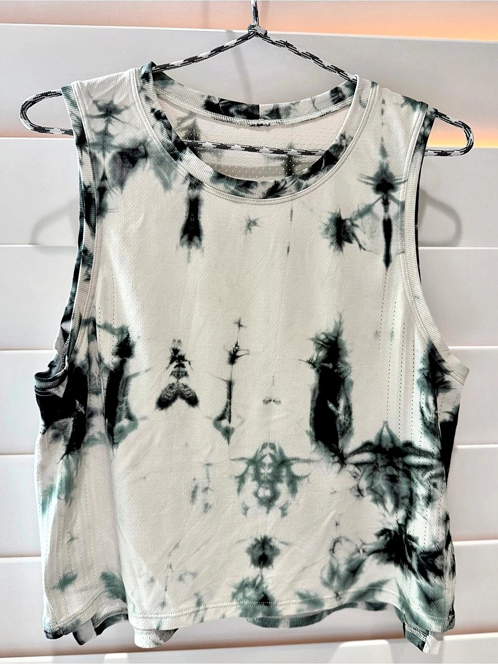 🖤 Lululemon Train to Be Tank *Shibori White & Black Size 6